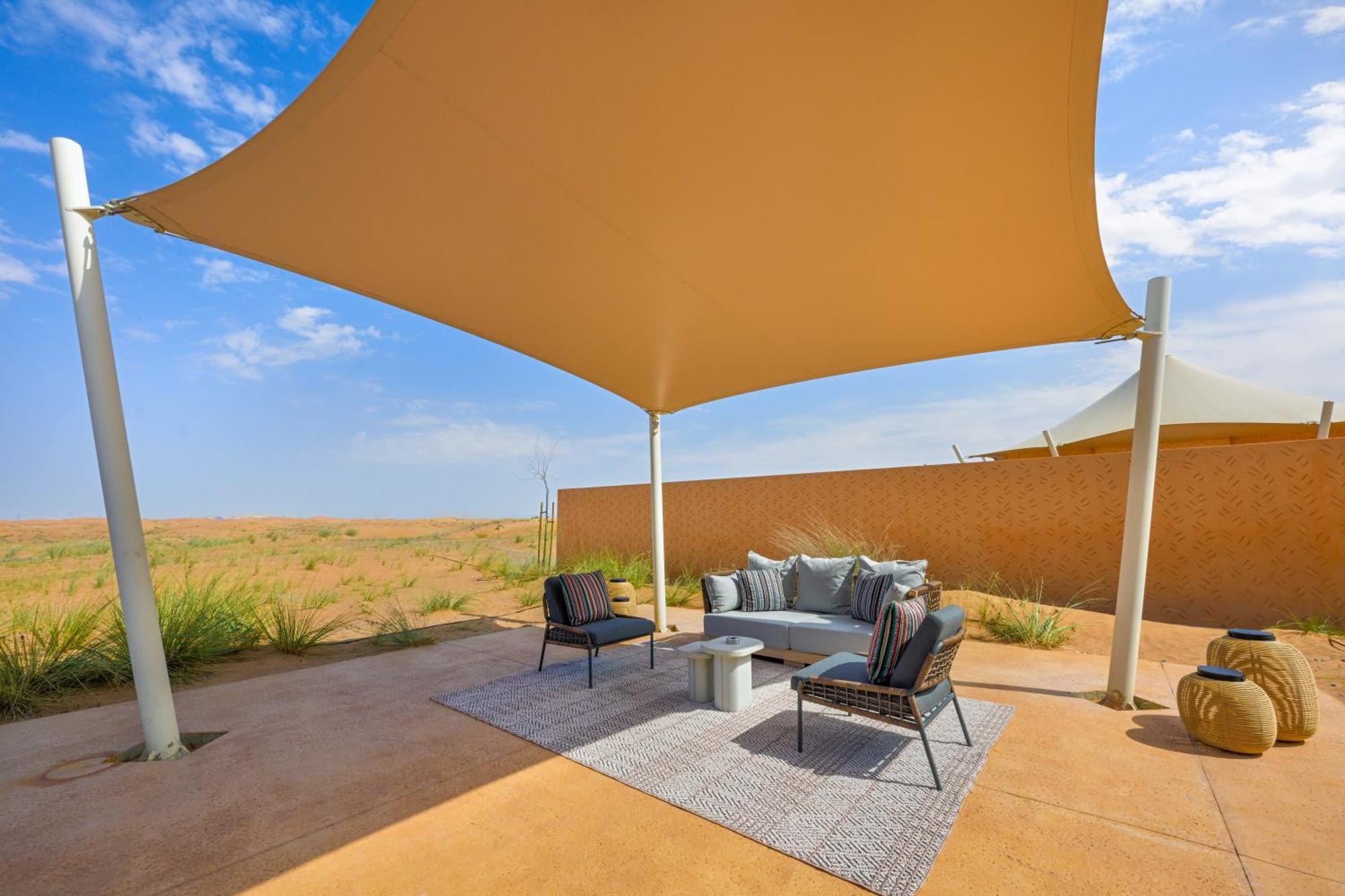 Al Badayer Retreat By Sharjah Collection Hotel Margham ภายนอก รูปภาพ A shade sail at the Al Maha Desert Resort, Dubai