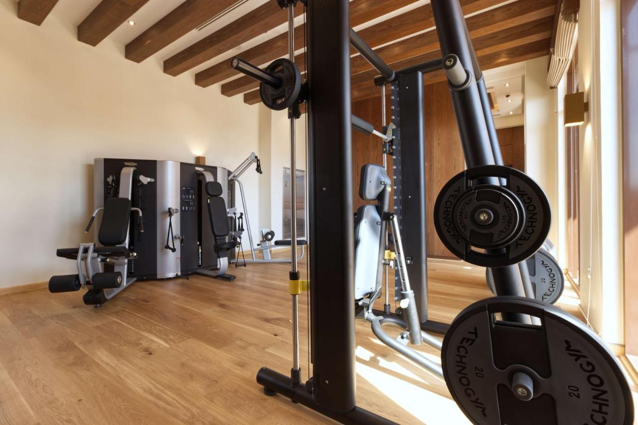 Al Badayer Retreat By Sharjah Collection Hotel Margham ภายนอก รูปภาพ A gym